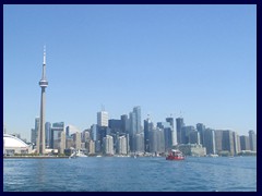 View of the Harbourfront the tour boat 019